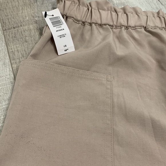 Aritzia - Wilfred shorts - Picture 2 of 3